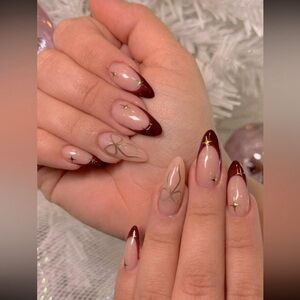 Burgundy French Tip Press On Nail Set NEW 🏷️